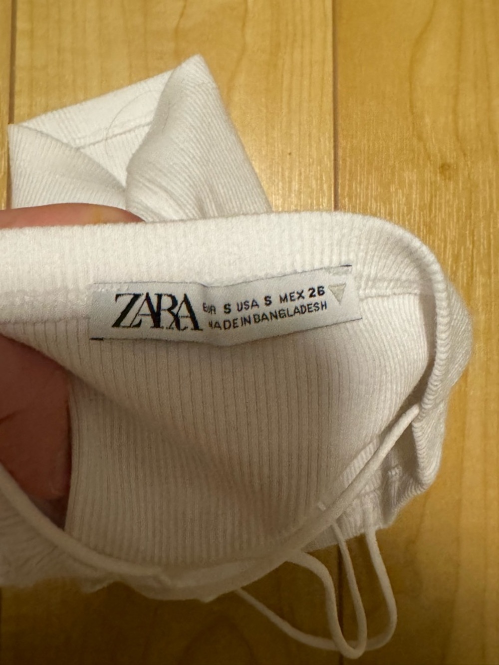 White Ribbed Spaghetti Strap Crop Top - Picture 4 of 4